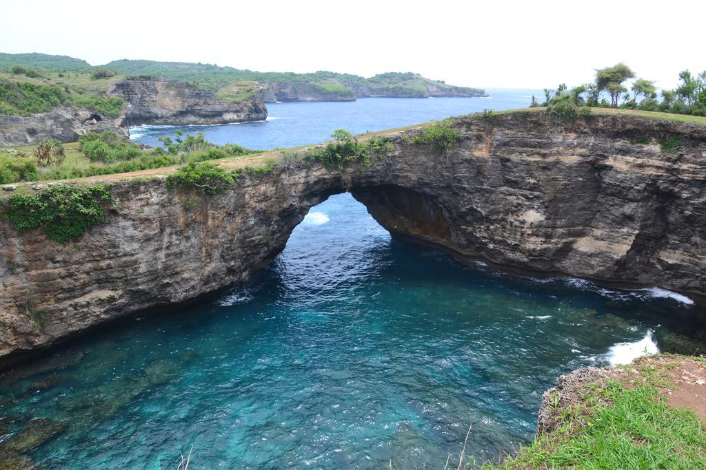 Full Moon Hostel Nusa Penida Exterior photo