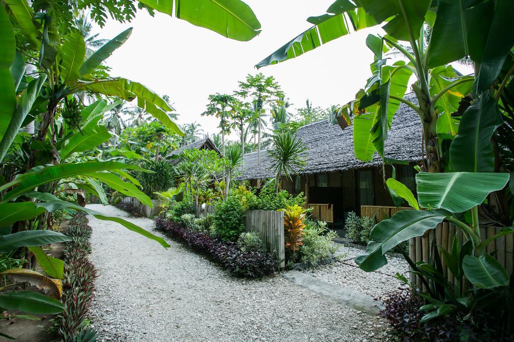 Full Moon Hostel Nusa Penida Exterior photo